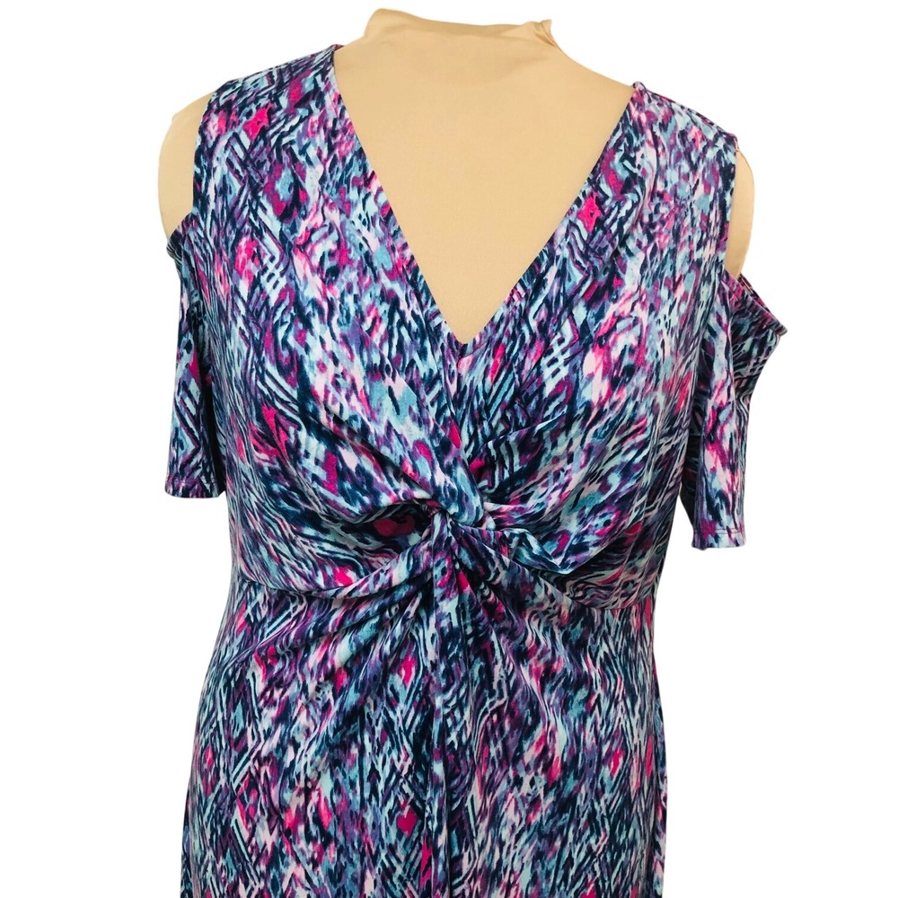 Catherines Maxi Dress Womens 1X‎ Cold Shoulder Twist Front Abstract  Slinky Knit